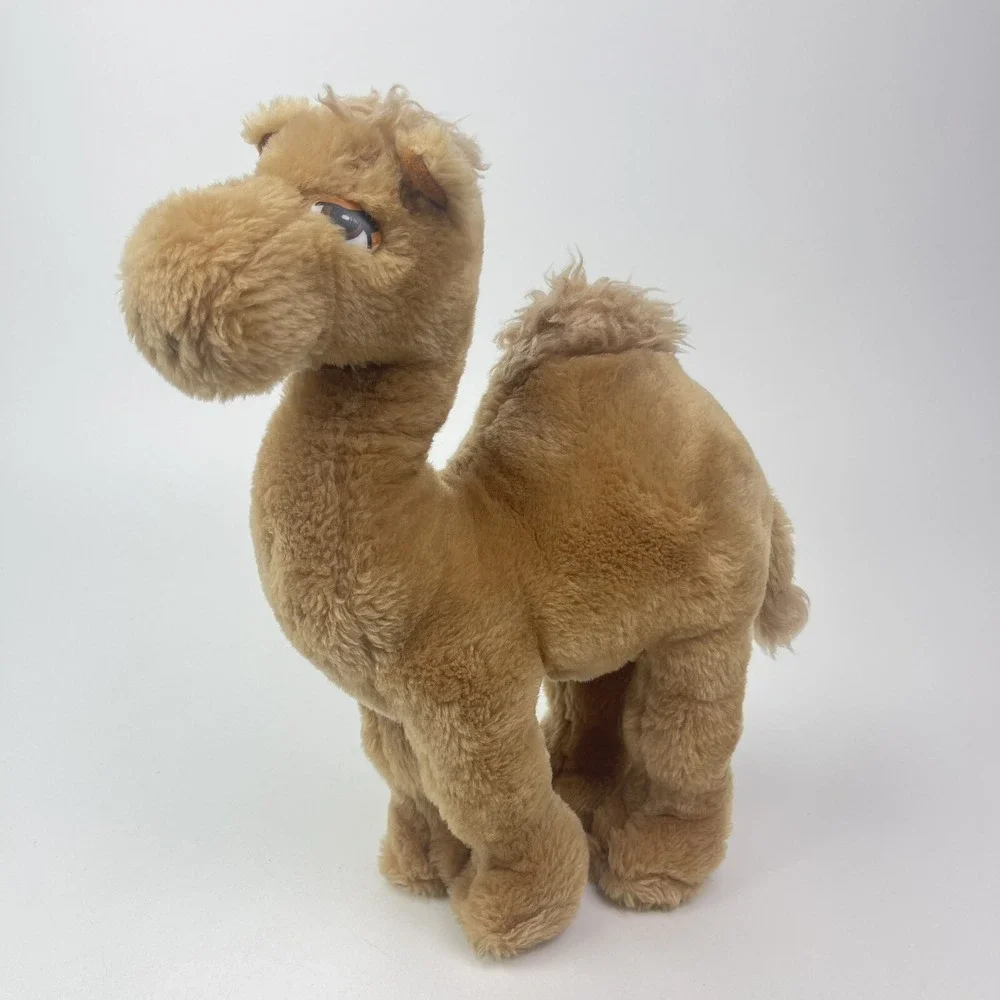 Vintage Dakin Camel Plush‎ Stuffed Toy Standing Animal 1983 Tan Light Brown